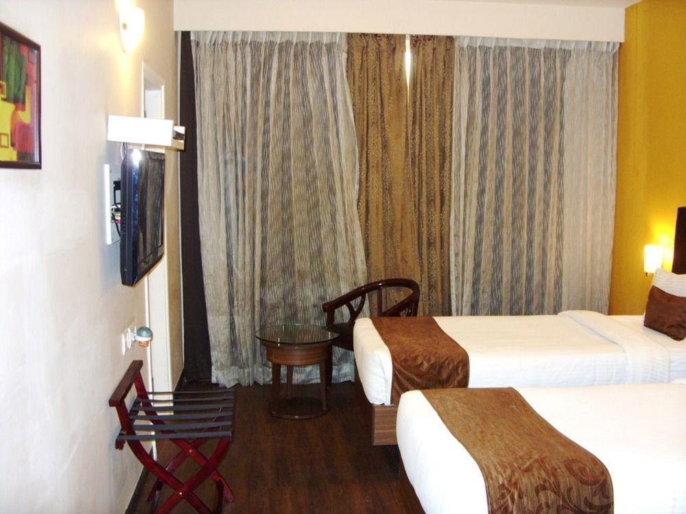 Mango Hotels, Samed Agra Agra  Εξωτερικό φωτογραφία