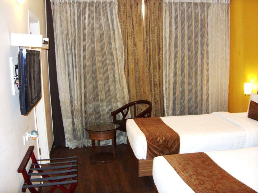 Mango Hotels, Samed Agra Agra  Εξωτερικό φωτογραφία