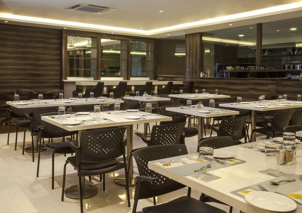 Mango Hotels, Samed Agra Agra  Εξωτερικό φωτογραφία